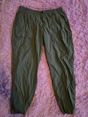 REI Green Elastic Waist Outdoor Pants